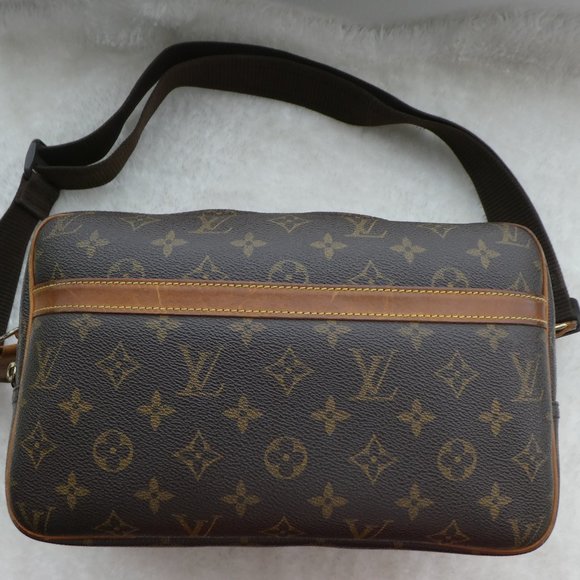 Authentic Louis Vuitton Reporter - Picture 1 of 12